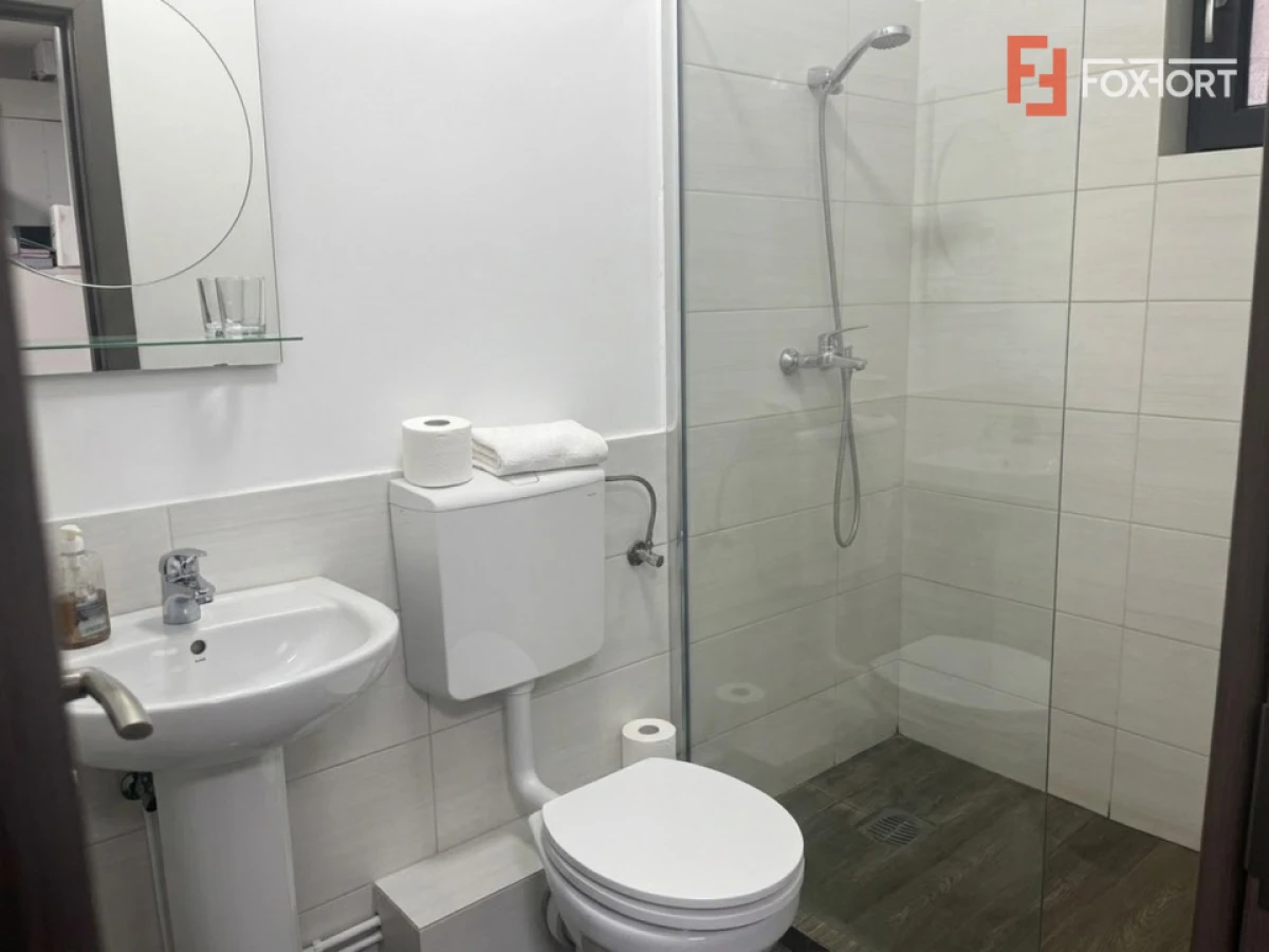 COMISION 0 % Spatiu comercial cu 8 incaperi de inchiriat - Mosnita Noua - 8