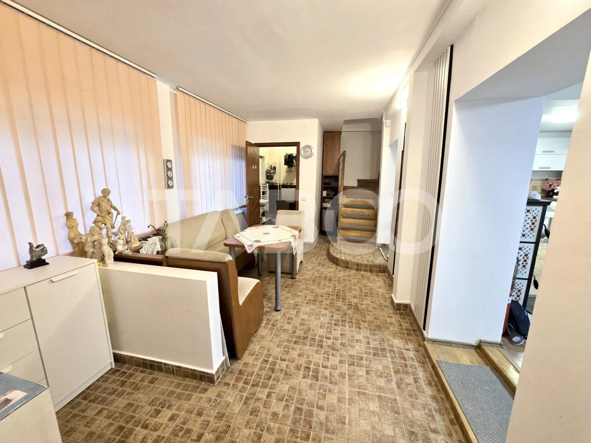 Casa individuala de vanzare la cheie in Cartierul Gruia - 4