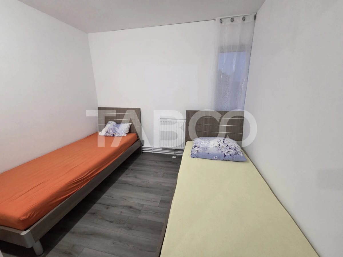 Casa de inchiriat 9 camere 5 bai pretabil Compani / Muncitori - 9