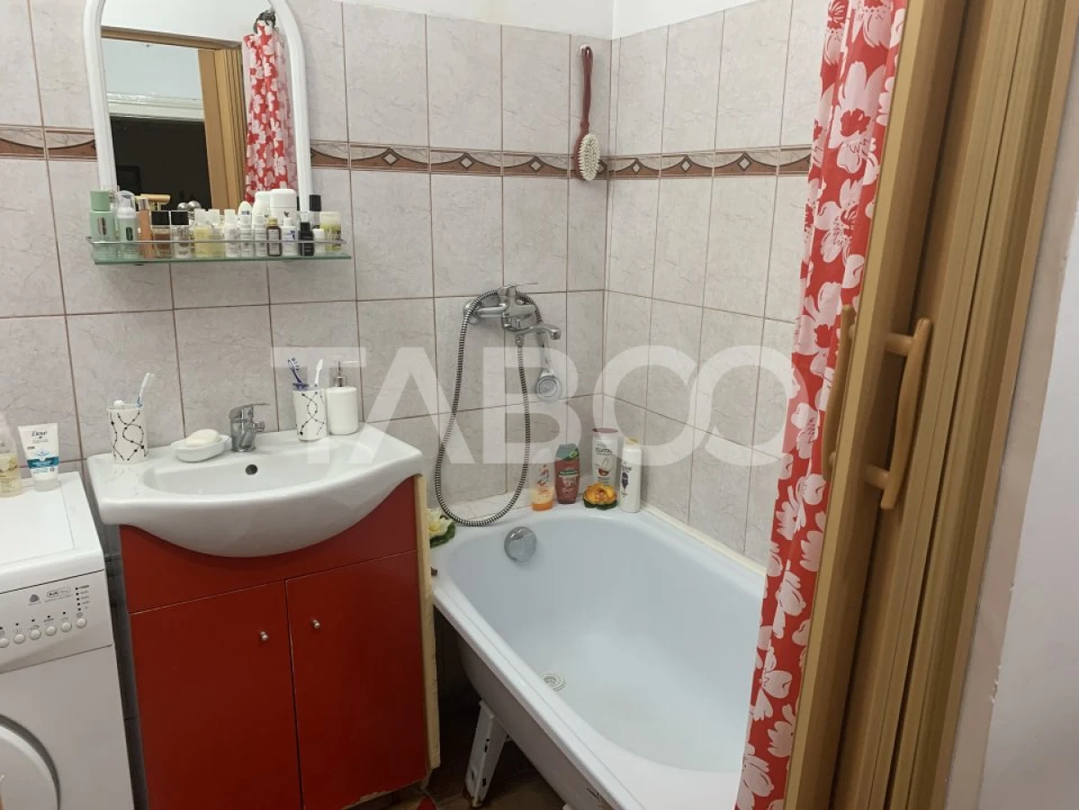 Casa cu 2 camere si gradina de vanzare in Sibiu zona Orasul de jos - 9