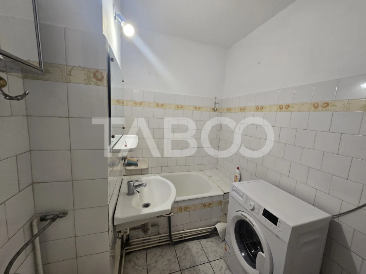 Apartament 2 camere de vanzare 52 mp decomandat balcon Strand Sibiu - 7