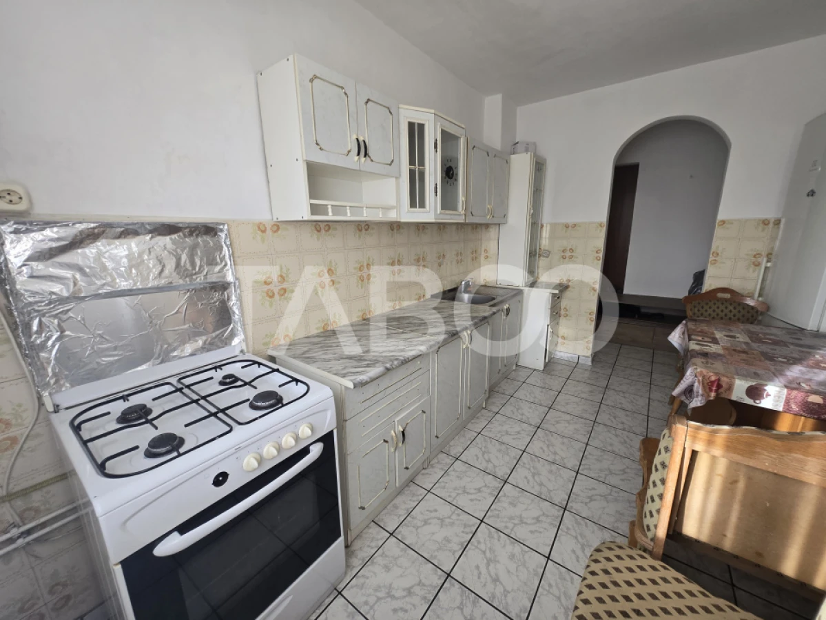 Apartament 2 camere de vanzare 52 mp decomandat balcon Strand Sibiu - 6