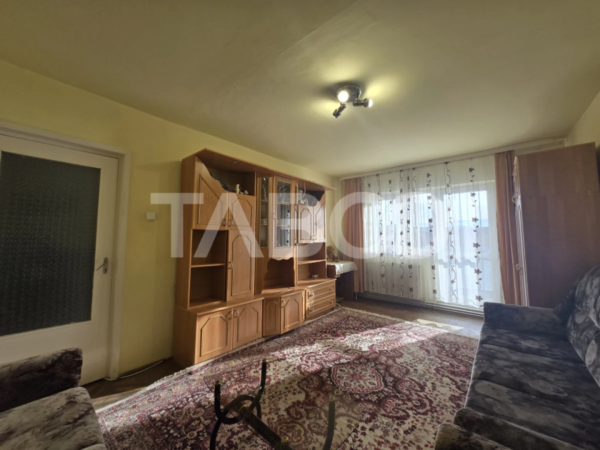 Apartament 2 camere de vanzare 52 mp decomandat balcon Strand Sibiu - 4