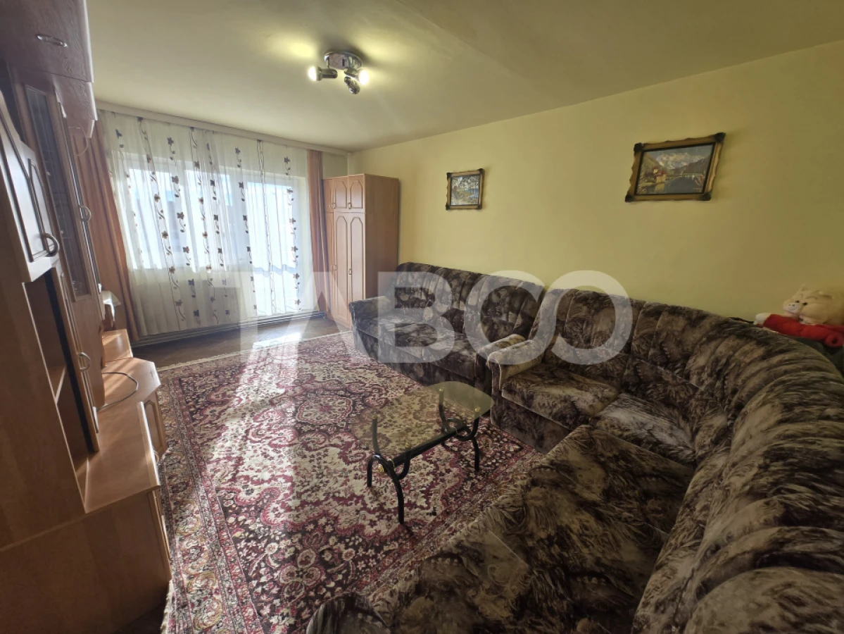 Apartament 2 camere de vanzare 52 mp decomandat balcon Strand Sibiu - 3