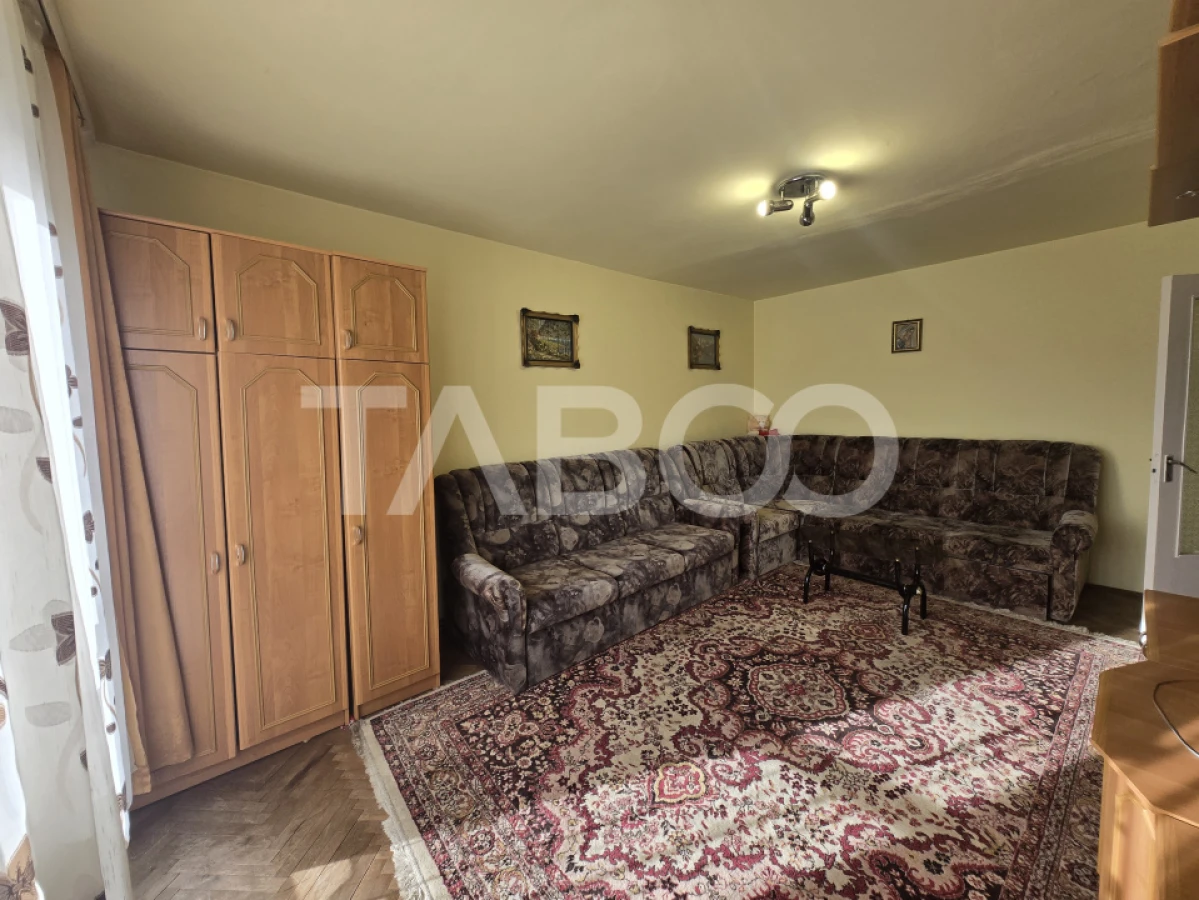 Apartament 2 camere de inchiriat 52mp decomandat balcon Strand Sibiu - 10