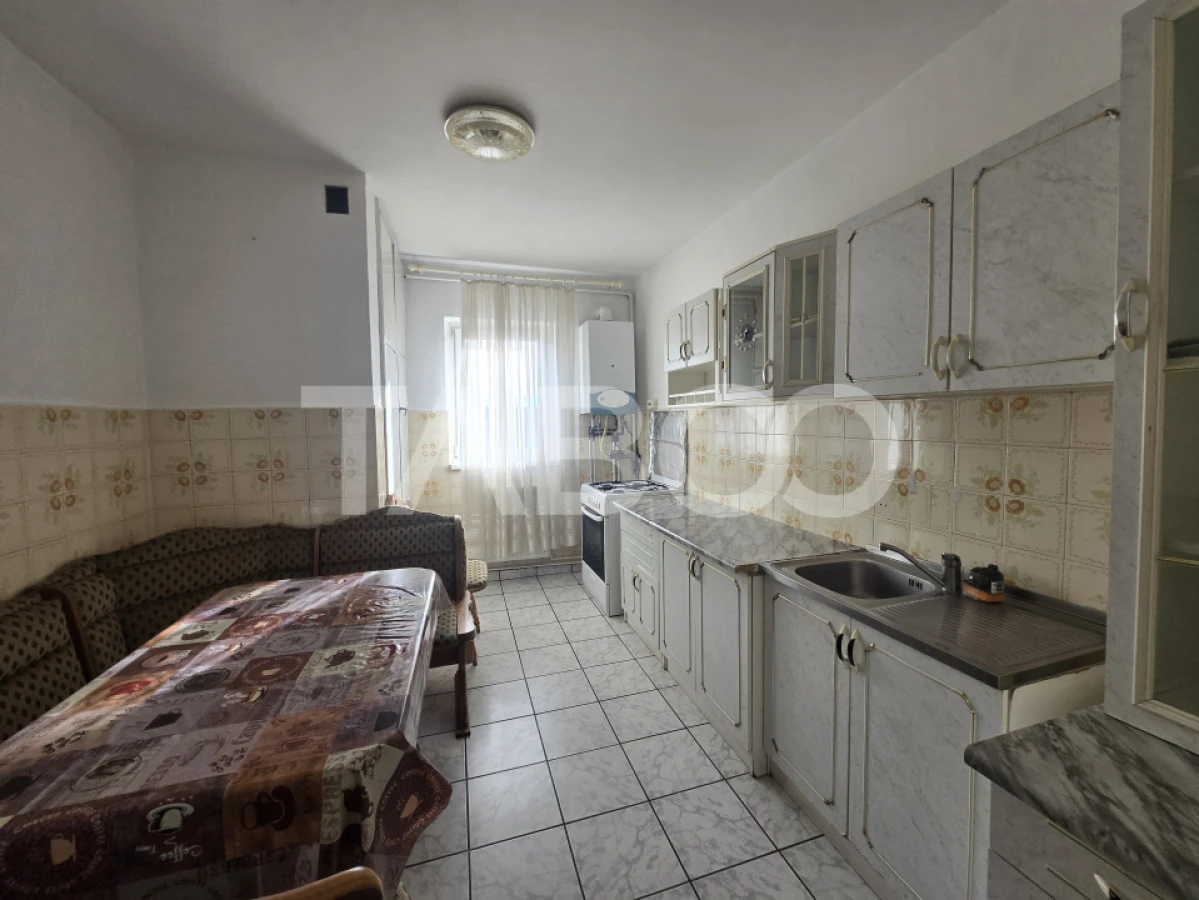 Apartament 2 camere de inchiriat 52mp decomandat balcon Strand Sibiu - 5