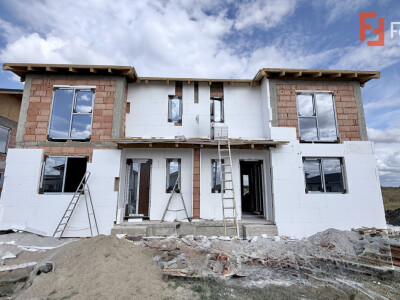 Duplex de vanzare, 4 camere - dormitor jos, Mosnita - Lidl Nou