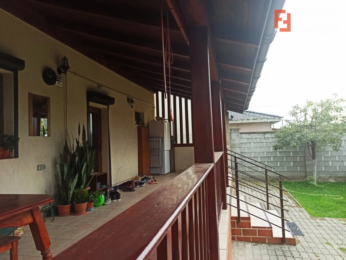 Casa individuala 6 camere Mosnita Noua - V2532 - 5