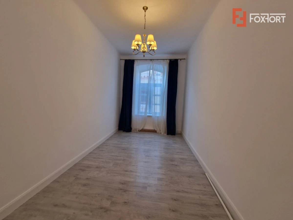 Apartament cu 3 camere de inchiriat in Piata Libertatii - 8