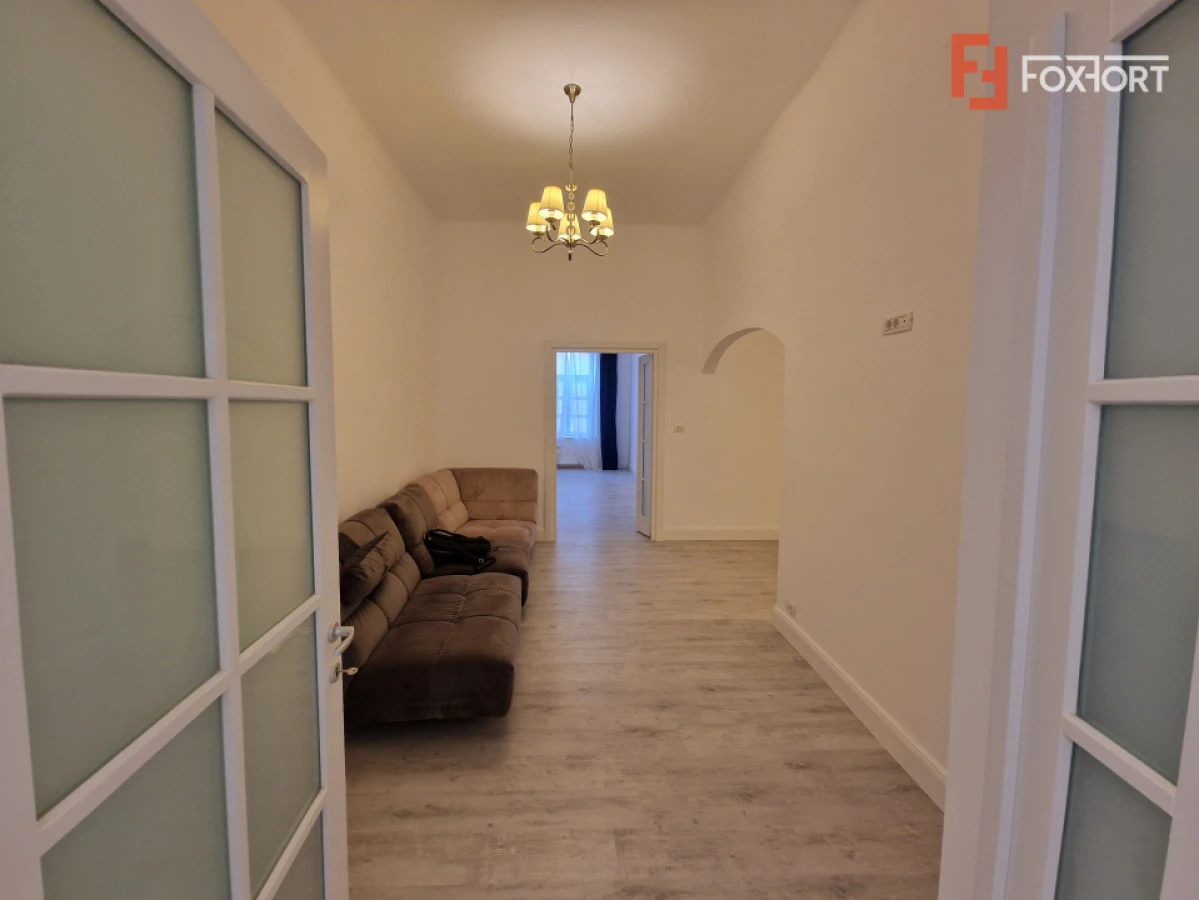 Apartament cu 3 camere de inchiriat in Piata Libertatii - 6