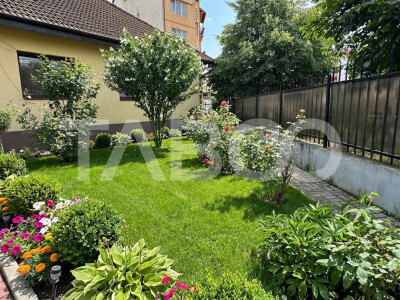 Casa individuala 8 camere curte libera 300mp zona Calea Poplacii Sibiu