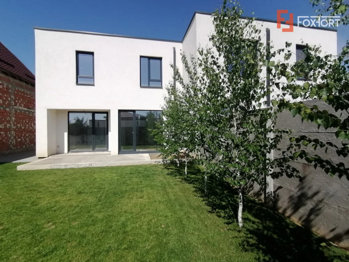 Duplex 4 camere Mosnita Noua pozitionat la asfalt cu toate utilitatile - 3