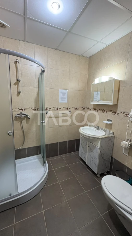 Pensiune de vanzare 36 camere restaurant terasa piscina in Rasinari - 7
