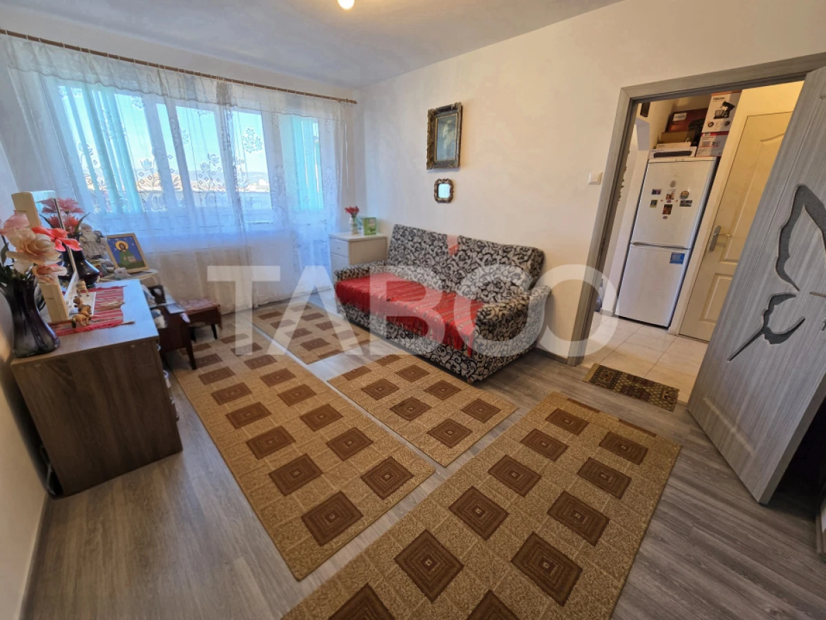 Apartament 2 camere de vanzare etaj intermediar Mihai Viteazul Sibiu - 3