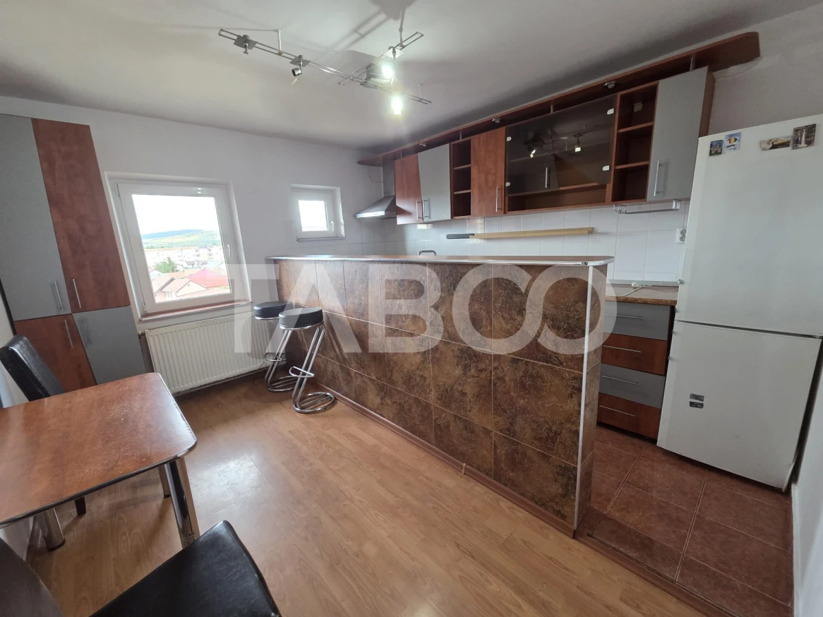 Apartament 3 camere decomandat de vanzare zona Campului suprafata 78mp - 7