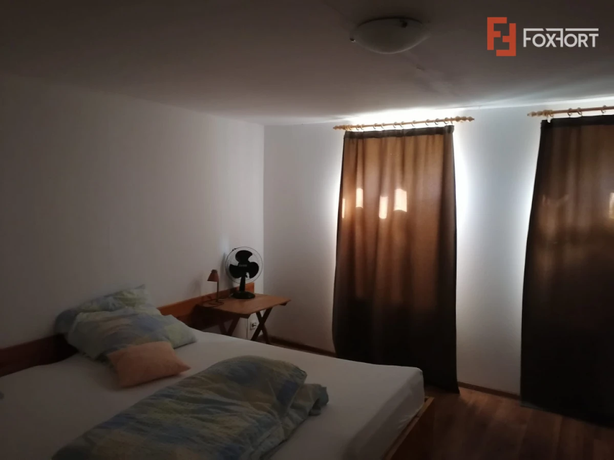Casa svabeasca de vanzare in Charlottenburg | 4.316 mp teren | Livada pe rod - 4