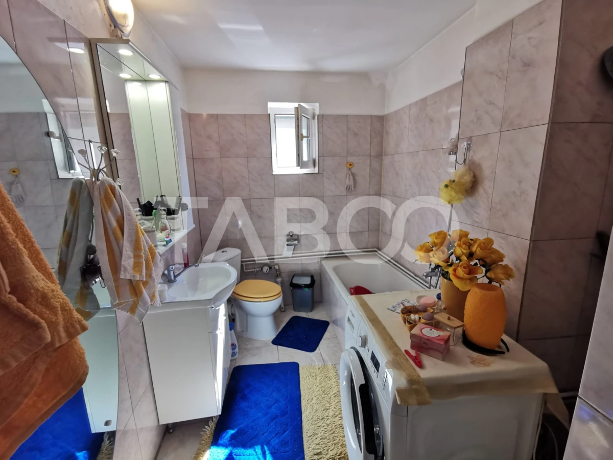 Casa individuala cu 5 camere si 687 mp teren in zona Lazaret - 6