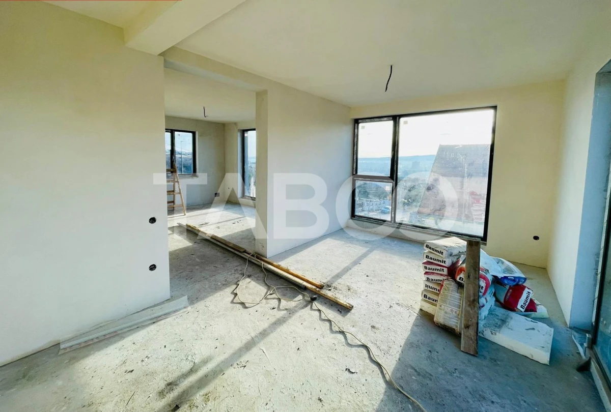 De vanzare duplex semifinisat cu 2 garaje in cartierul Dambul Rotund - 1