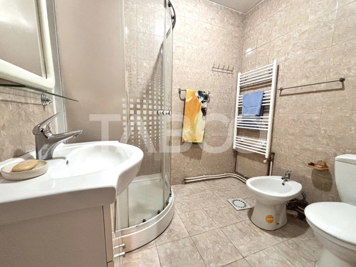Casa individuala de vanzare cu teren de 929 mp front de 44 ml Someseni - 10
