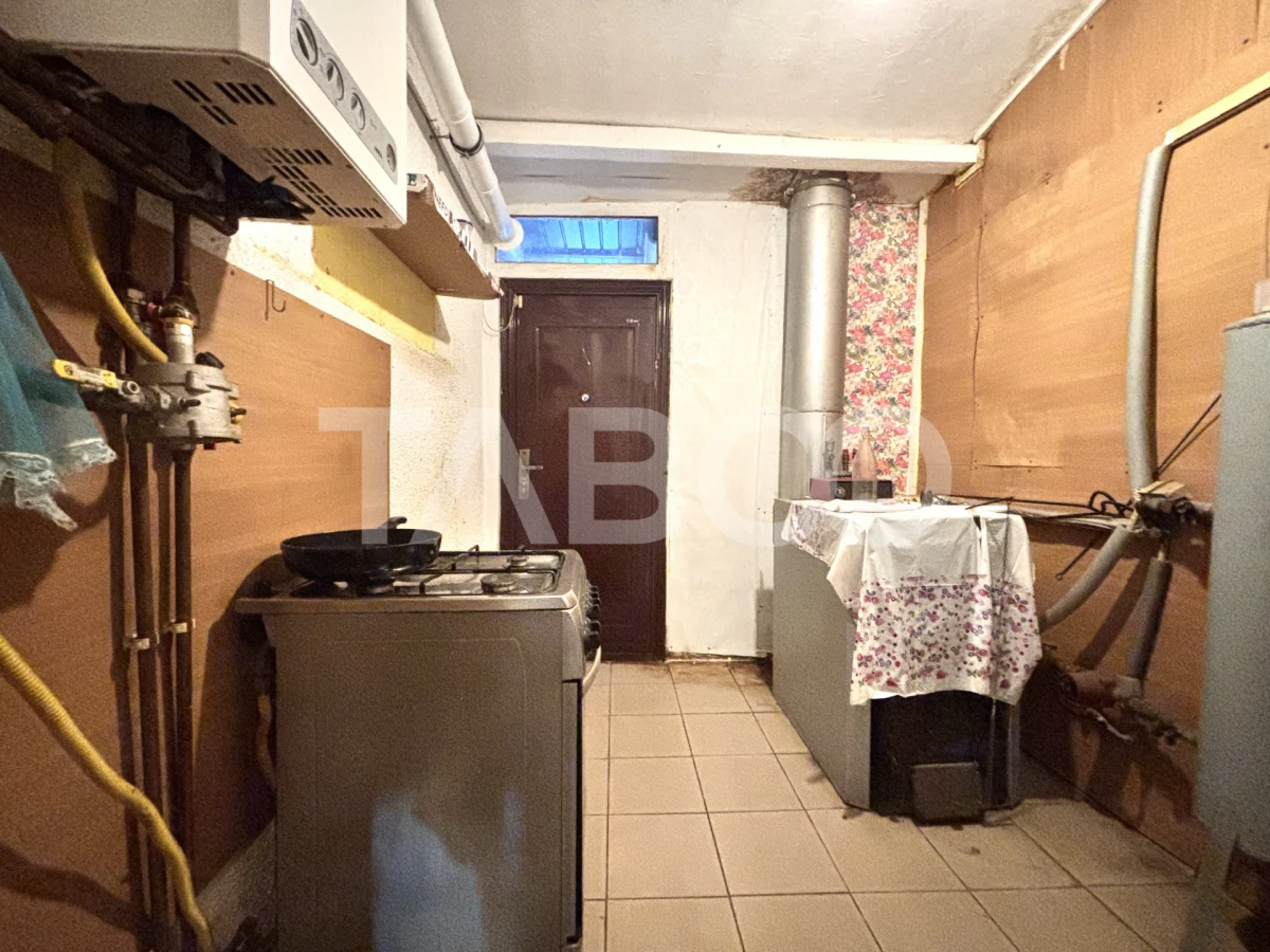 Casa individuala de vanzare cu teren de 929 mp front de 44 ml Someseni - 9