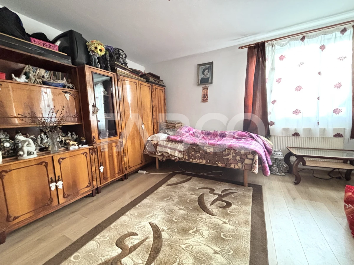 Casa individuala de vanzare cu teren de 929 mp front de 44 ml Someseni - 4