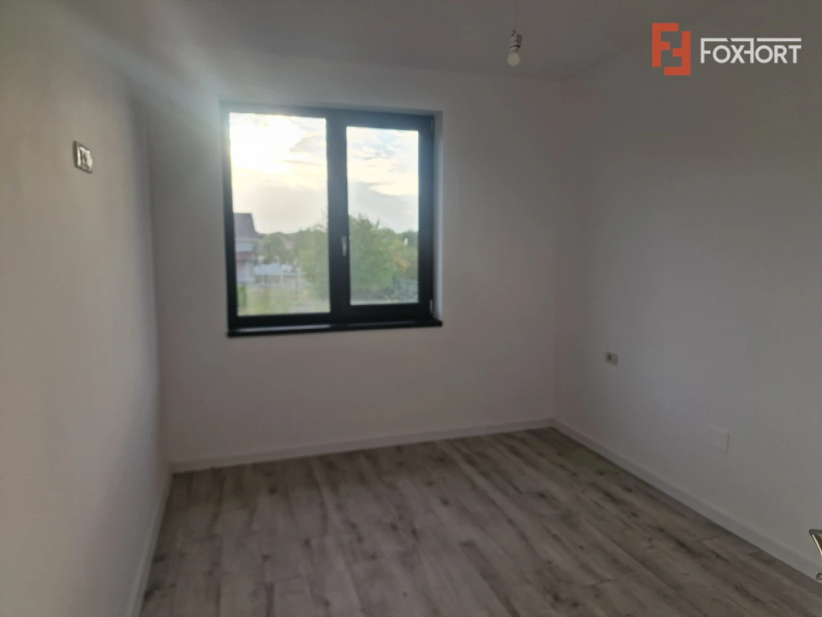 Duplex cu 4 camere de vanzare in Utvin - 10