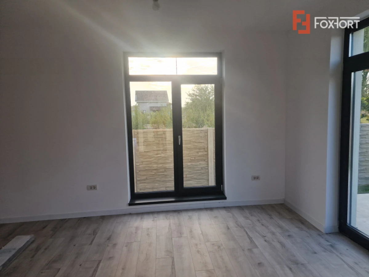Duplex cu 4 camere de vanzare in Utvin - 4