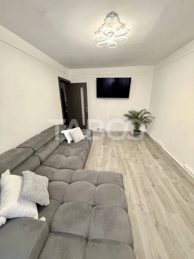 Apartament cu 2 camere de vanzare in Grigorescu cu lift si balcon - 1