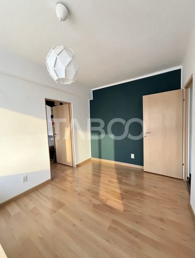 Apartament cu 2 camere de vanzare zona Ultracentrala la cheie cu lift - 4