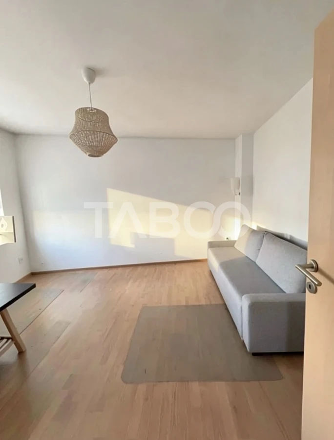 Apartament cu 2 camere de vanzare zona Ultracentrala la cheie cu lift - 2