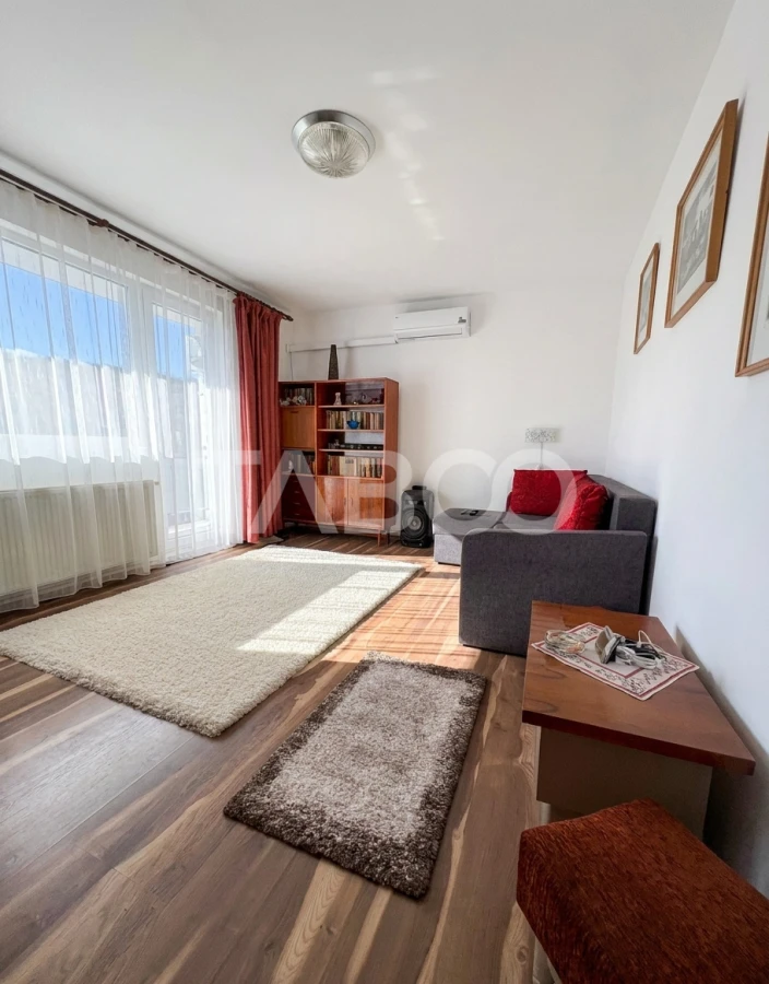 Apartament cu 3 camere de vanzare in Manastur cu balcon de 6mp - 2