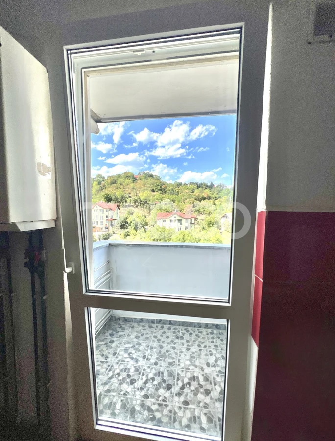 Apartament cu 2 camere de vanzare Grigorescu izolat cu lift si balcon - 6