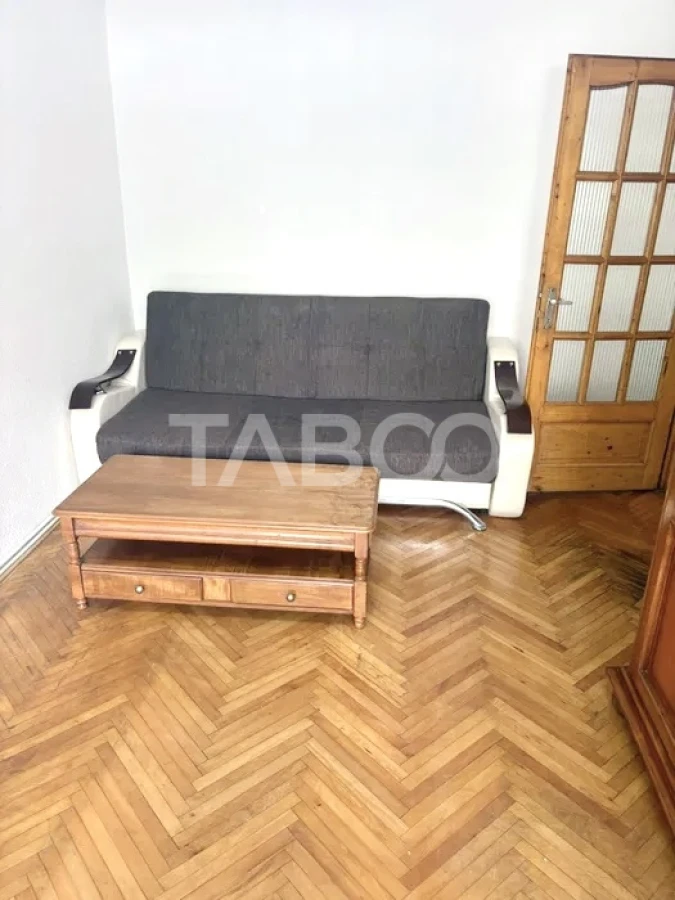Apartament cu 4 camere de vanzare in Marasti bloc izolat zona FSEGA - 1
