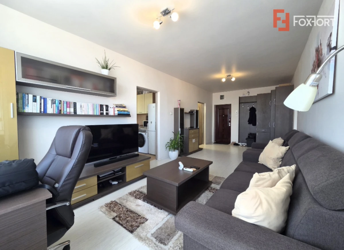 Apartament 2 camere cu balcon | Via Romana, Arad | 60 mp utili | Mobilat complet - 1