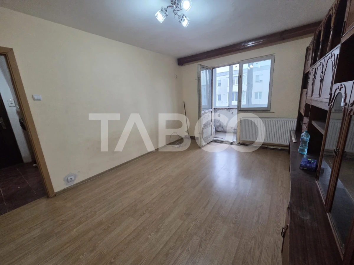 Apartament 2 camere semidecomandat de vanzare etaj 3 T. Vladimirescu - 6