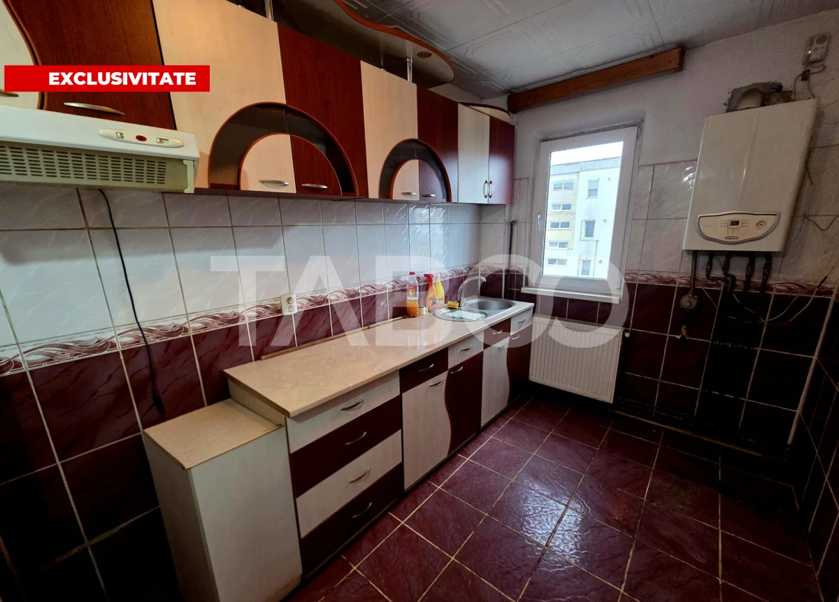Apartament 2 camere semidecomandat de vanzare etaj 3 T. Vladimirescu - 2