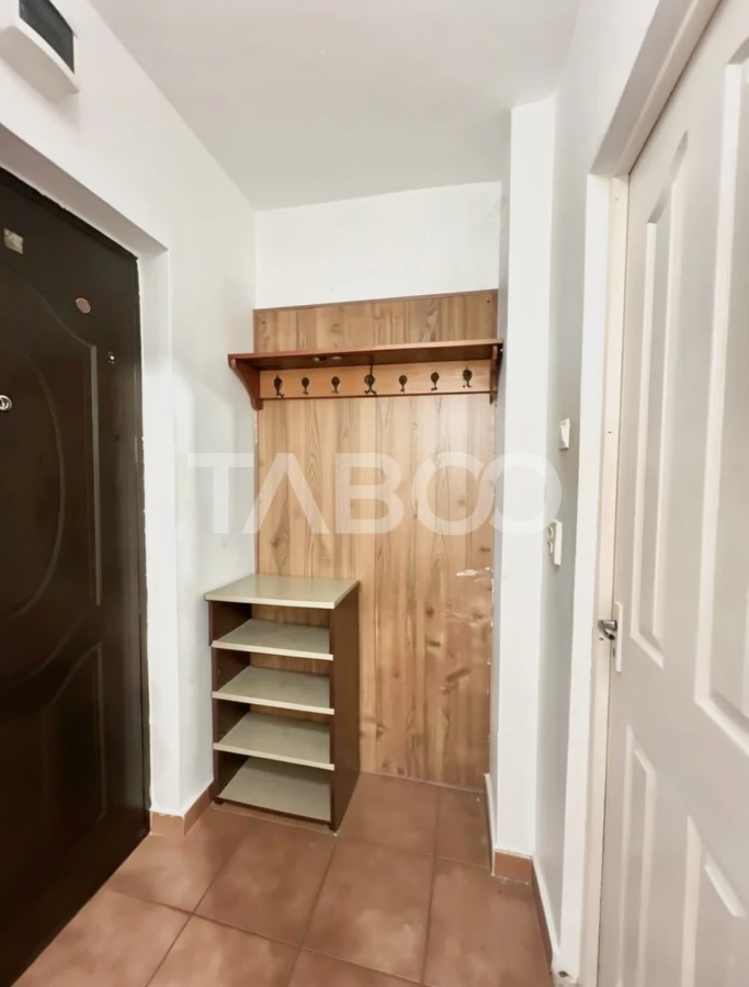Garsoniera de vanzare in Marasti cu balcon etaj intermediar zona Expo - 7