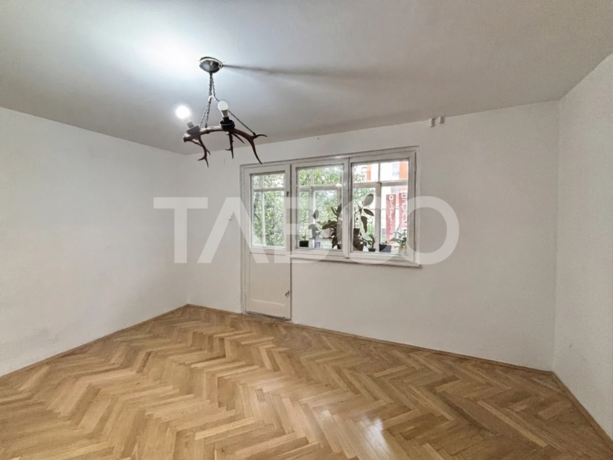 Apartament cu 4 camere de vanzare in Manastur zona Izlazului - 1
