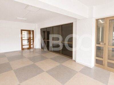 Spatiu comercial de 92mp si vitrina 4m de inchiriat in Turnisor