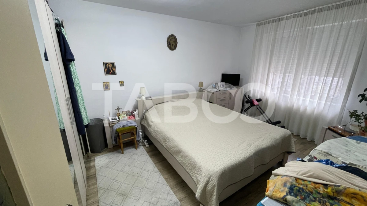 Casa cu 4 camere de vanzare si garaj in zona Lazaret din Sibiu - 8
