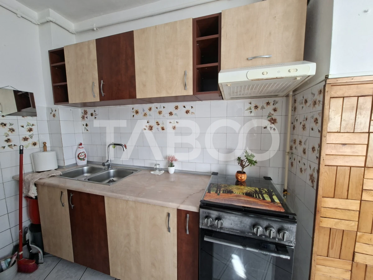 Apartament de inchiriat 2 camere zona Strand etaj 3 bucatarie separata - 8