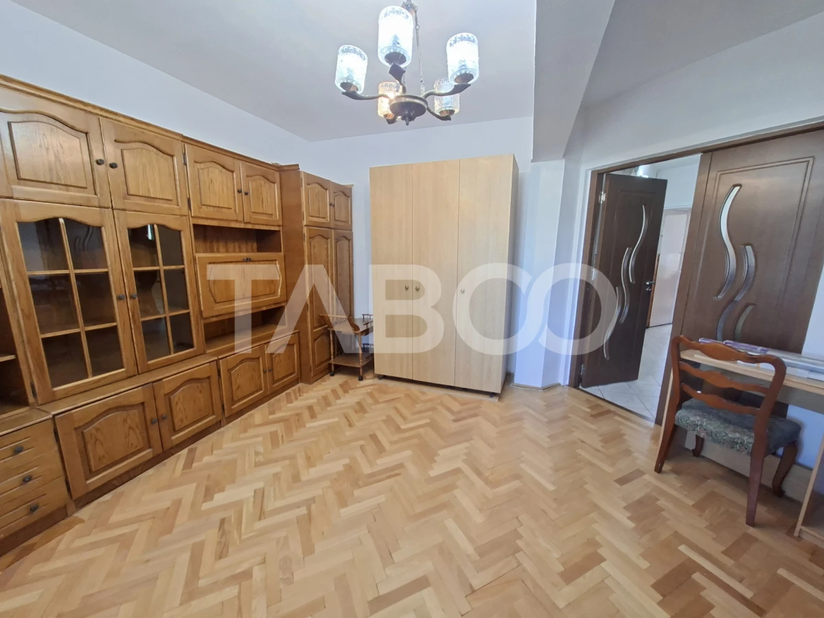 Apartament de inchiriat 2 camere zona Strand etaj 3 bucatarie separata - 7