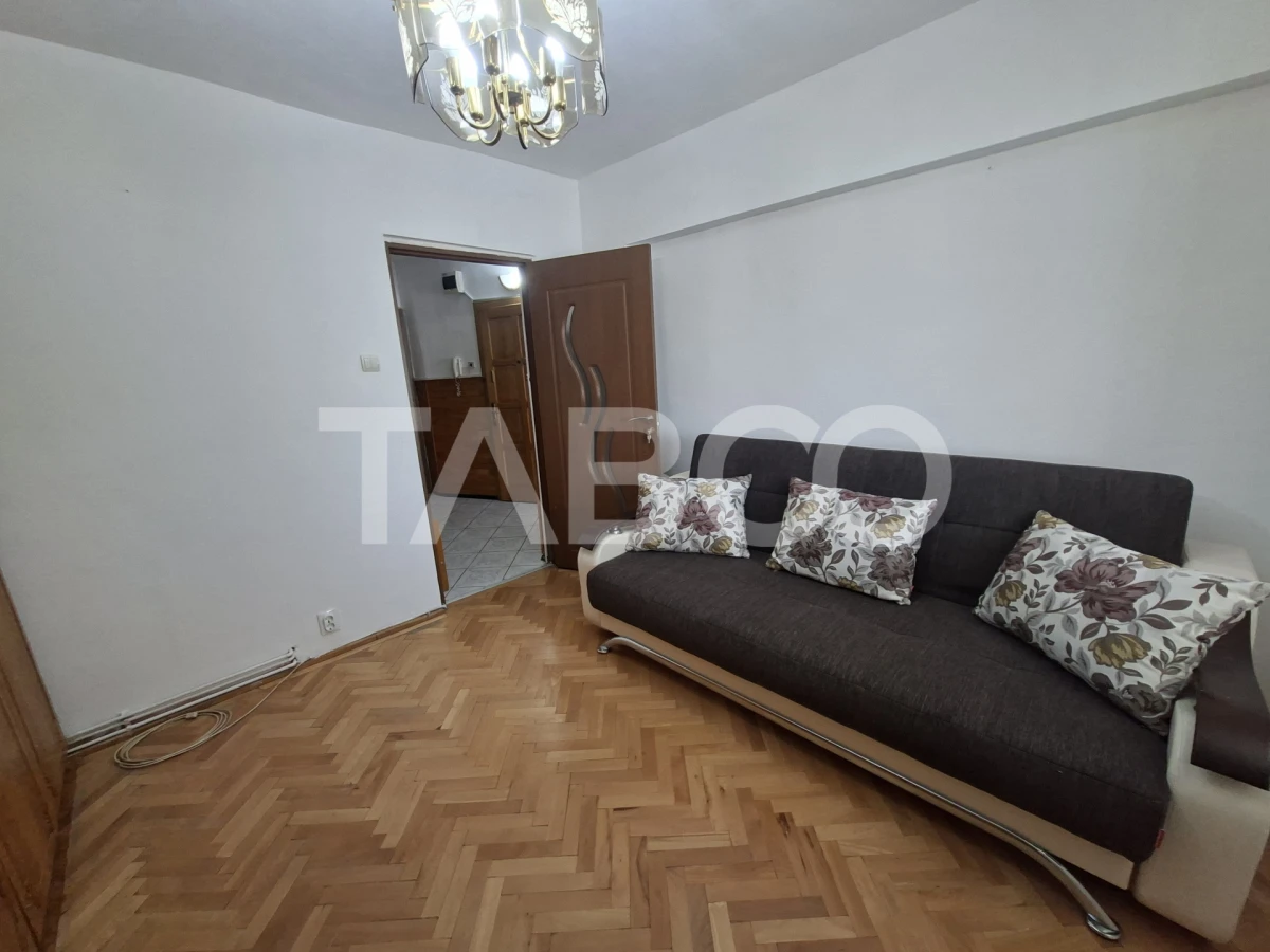 Apartament de inchiriat 2 camere zona Strand etaj 3 bucatarie separata - 3