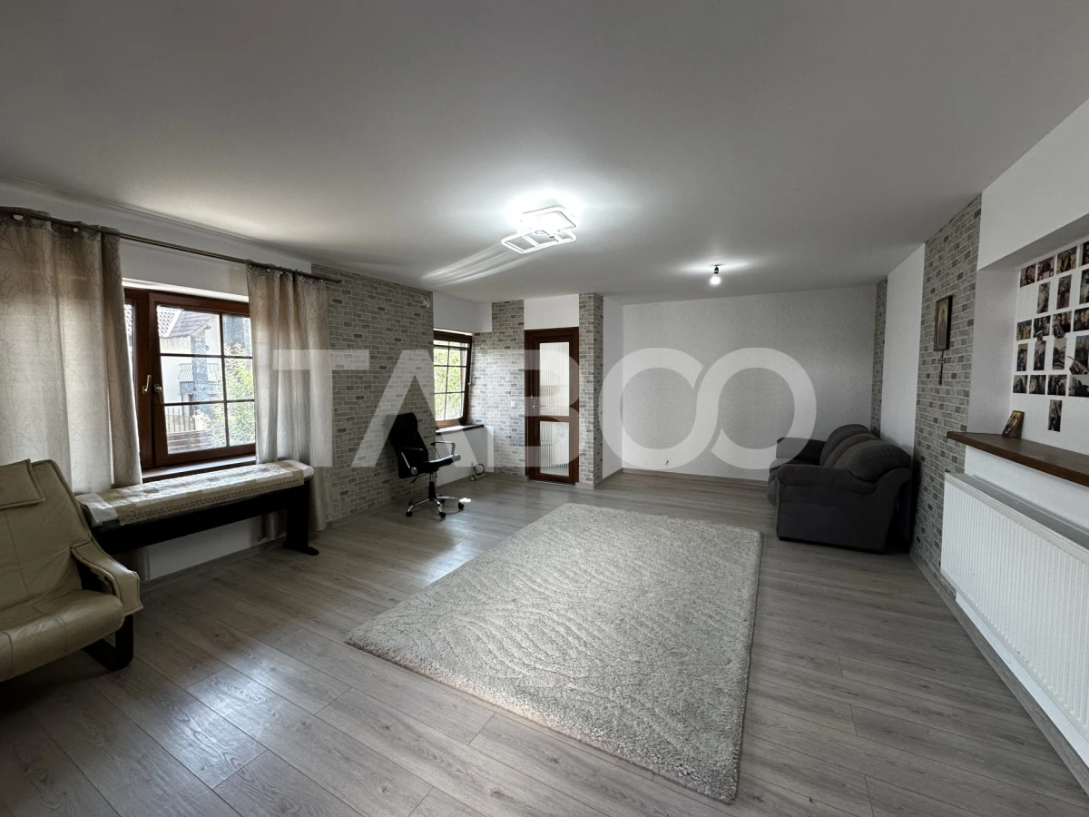 Casa de vanzare cu 5 camere si teren 426 mp 2 fronturi in Arhitectilor - 4