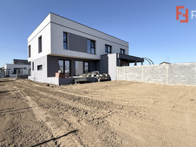 Duplex 4 camere zona Kaufland, perete departitor izolat - Mosnita Noua