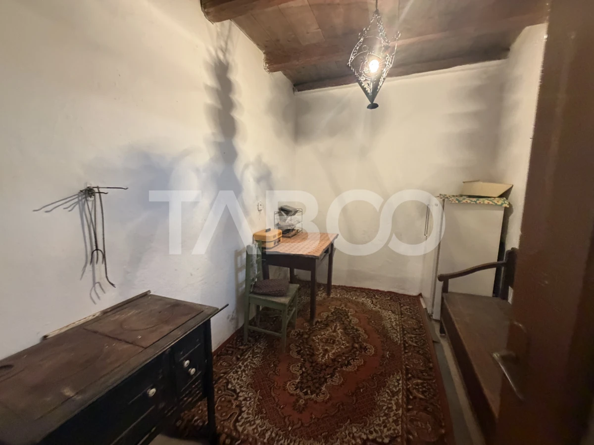 Casa de vacanta 3 camere anexa 720 m teren in Jibert Judetul Brasov - 6