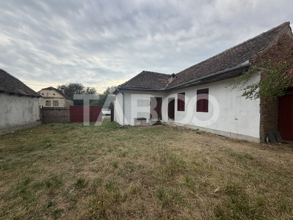 Casa de vacanta 3 camere anexa 720 m teren in Jibert Judetul Brasov - 3