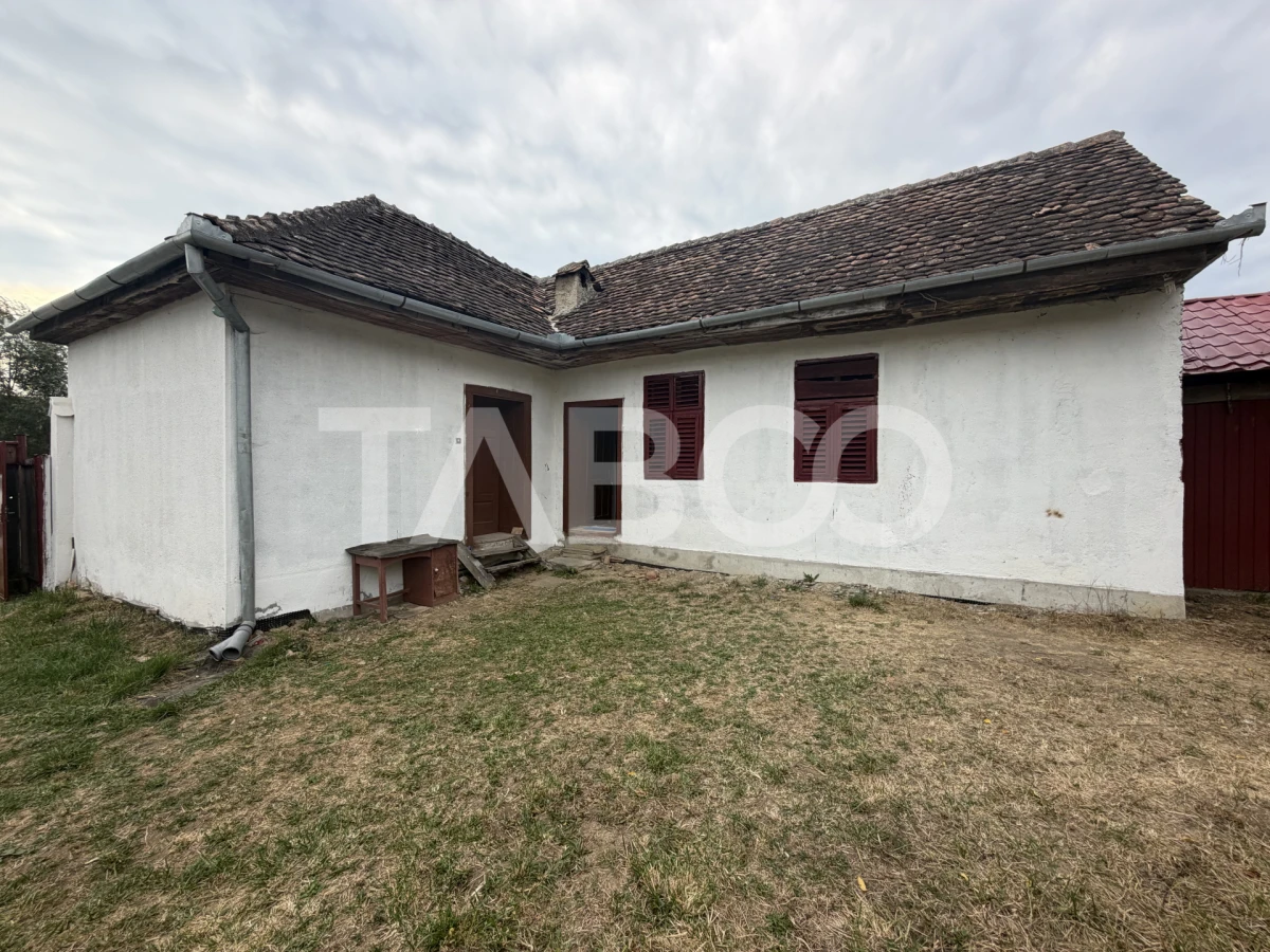 Casa de vacanta 3 camere anexa 720 m teren in Jibert Judetul Brasov - 2