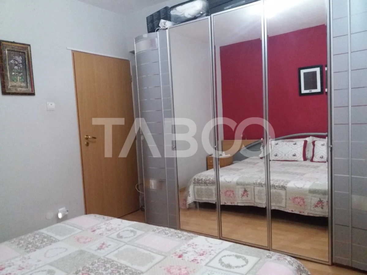 Apartament decomandat 3 camere 2 bai etaj 3 balcon zona buna Cisnadie - 6