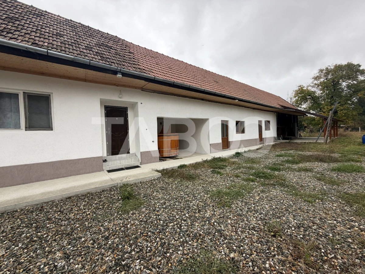 Casa cu potential de investite 8 camere 392 mpu teren 5724 m Gura Vaii - 3